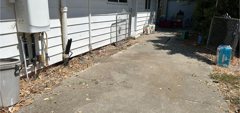 After: House and Garage Cleanout in Oroville