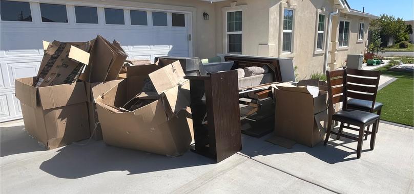 Before: Move-Out Cleanout in Corning