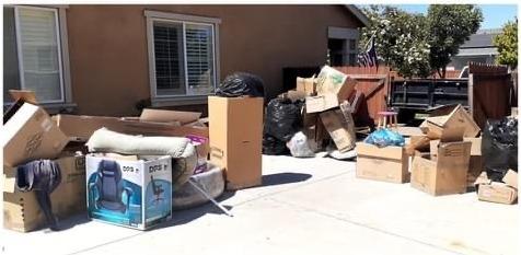Before: Move-Out Cleanout in Magalia